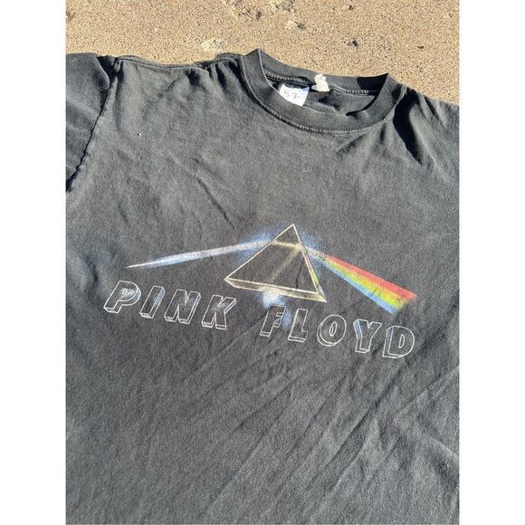Vintage Pink Floyd Black Band T shirt - Picture 2 of 4